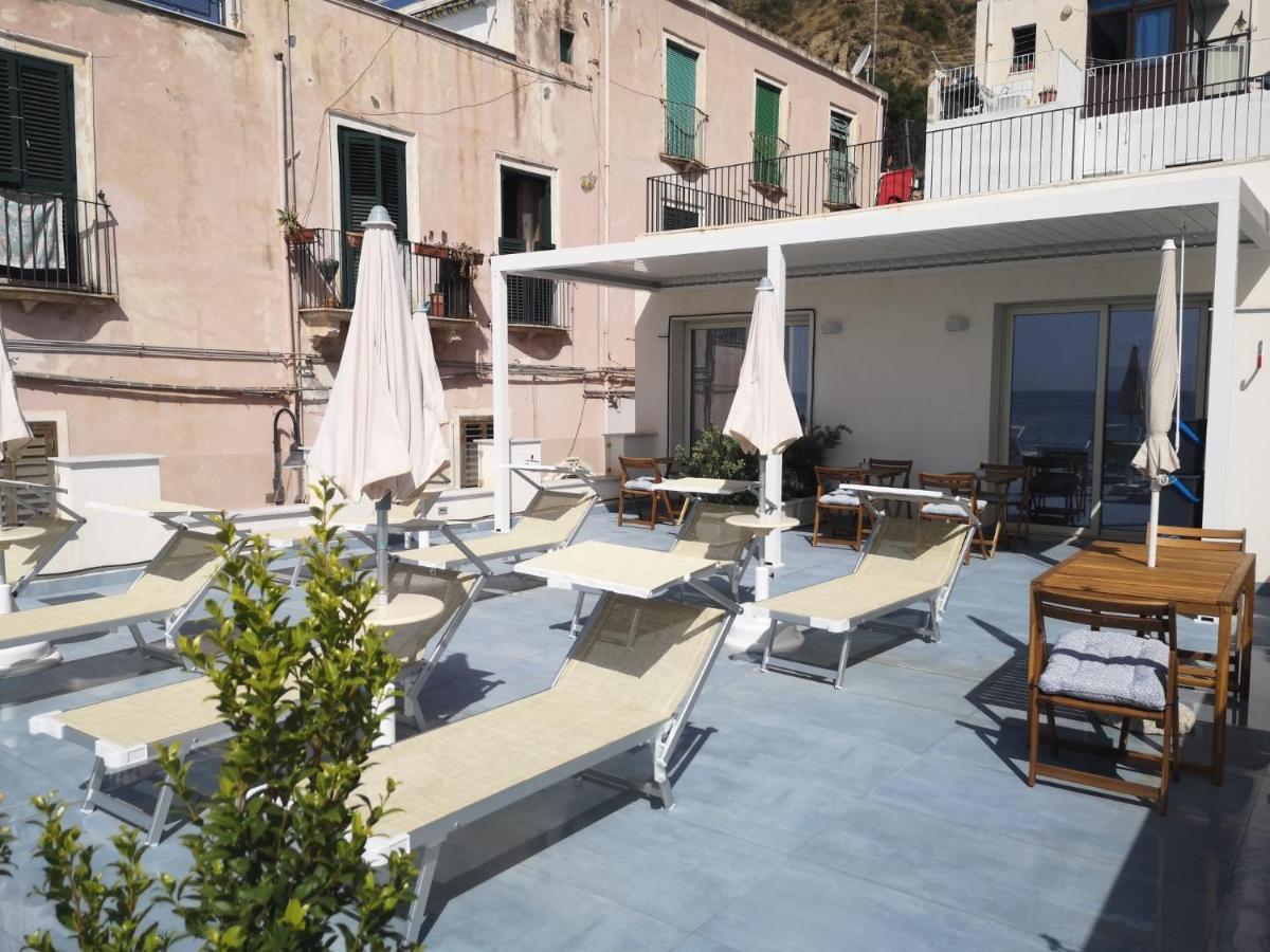 Tulla'S Hotel Giardini-Naxos Kültér fotó