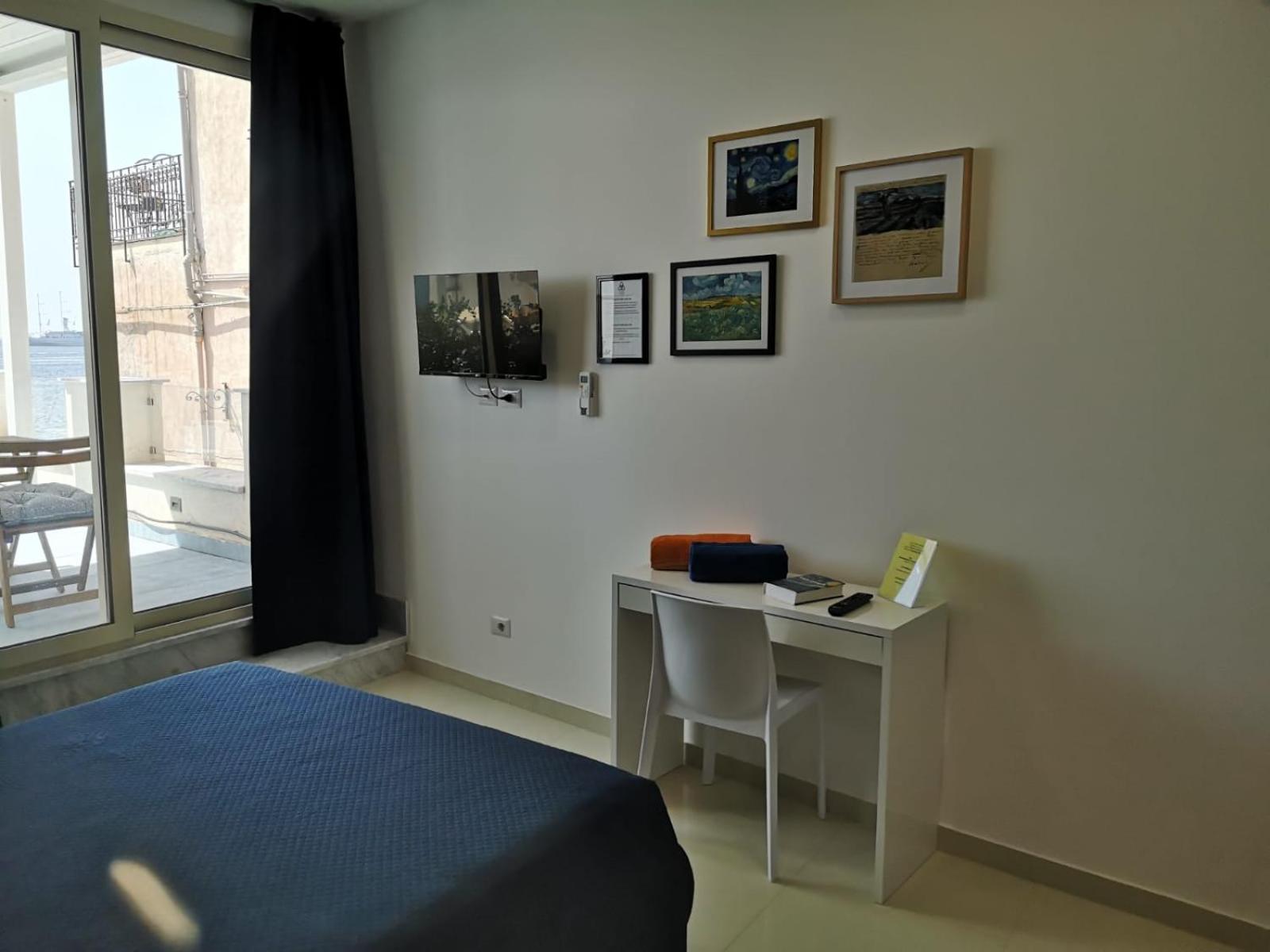 Tulla'S Hotel Giardini-Naxos Kültér fotó